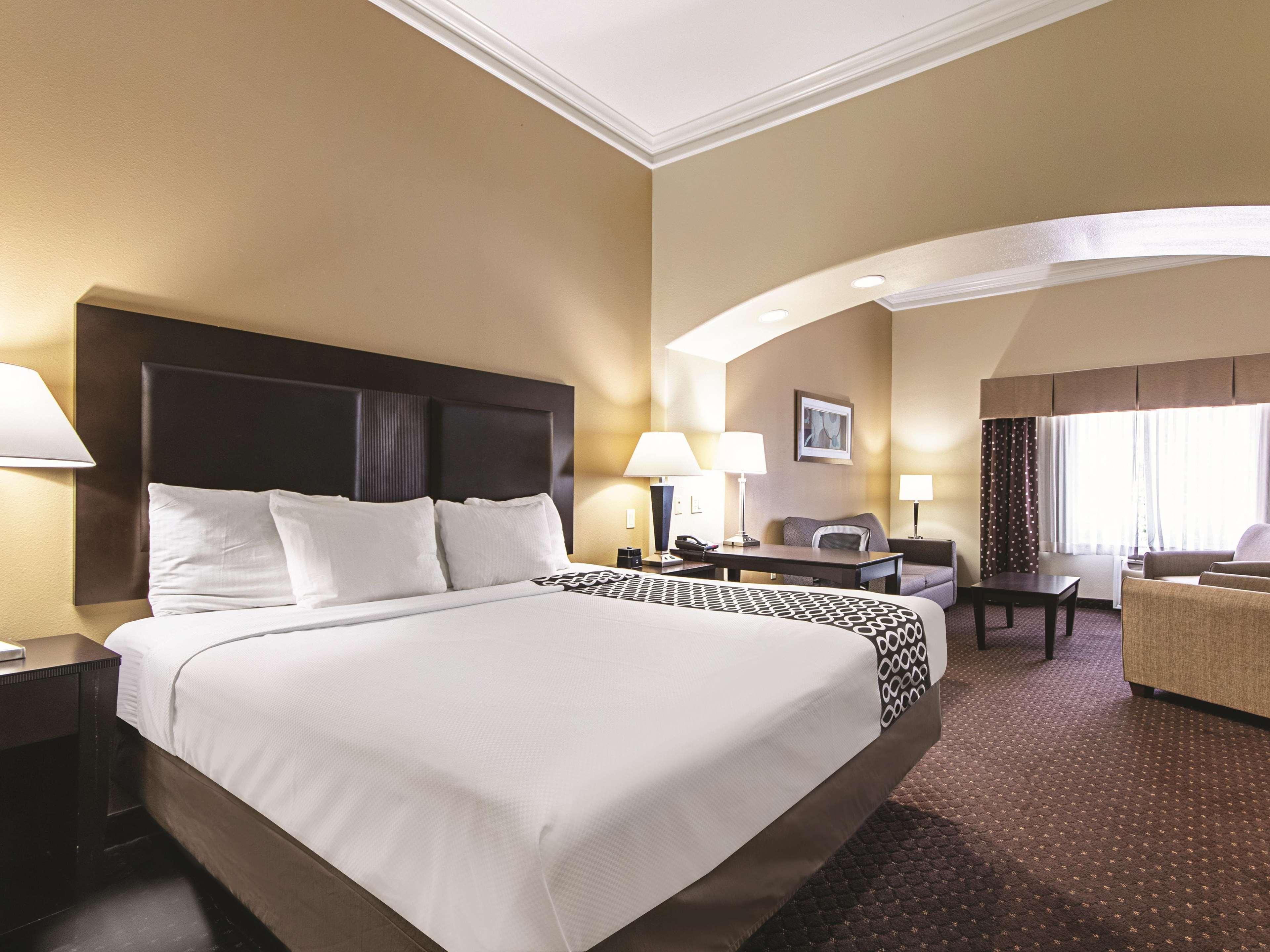 La Quinta By Wyndham Houston New Caney מראה חיצוני תמונה